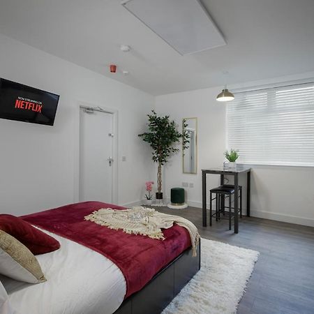 King Sized Luxury - Stylish Studio Flat Блекпул Екстериор снимка