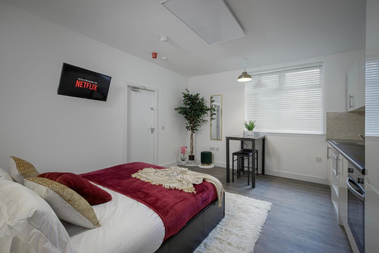 King Sized Luxury - Stylish Studio Flat Блекпул Екстериор снимка
